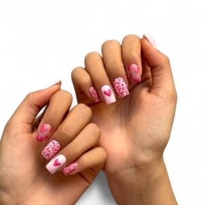 💕 $4 Bundled 24pc Reusable DIY Press On Nails